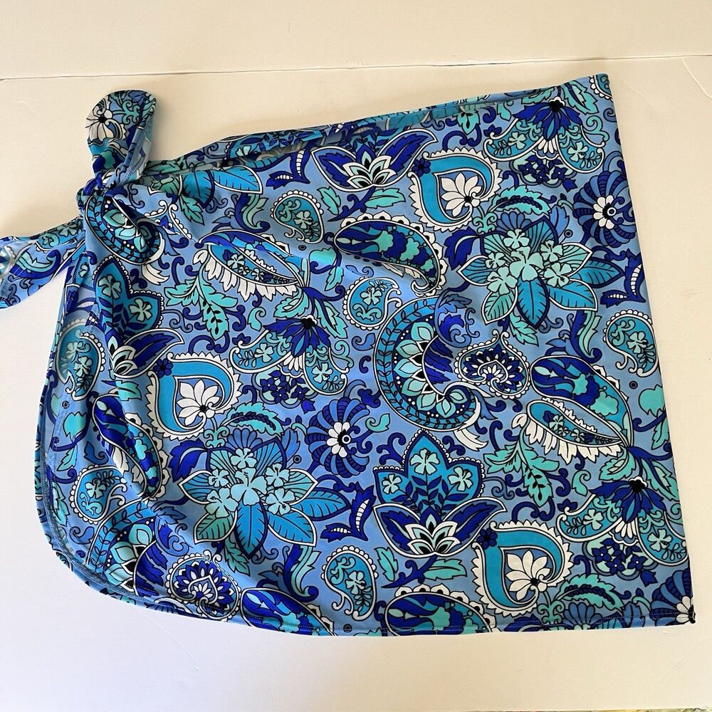 Victoria's Secret Women's Medium/Large Blue Paisley Mini Swim Cover Up Skirt